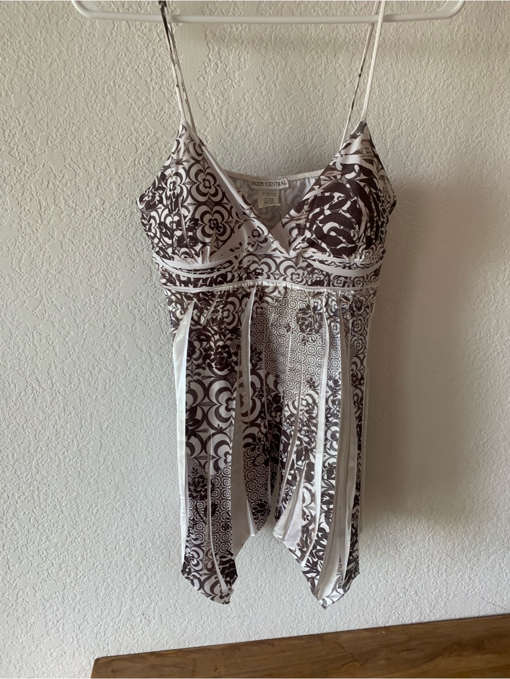 Body Central Brown and White Patterned Spaghetti-Strap Camisole Fairy Style Y2K
